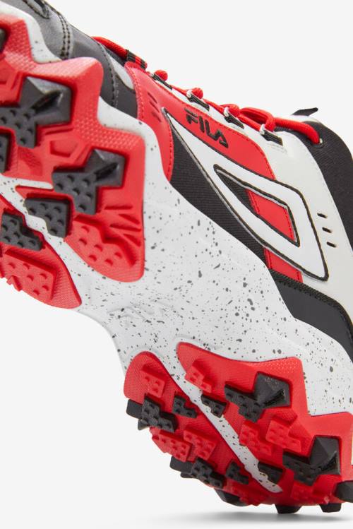 Fila Oakmont Tr Mid Miesten Saappaat Mustat Harmaat Punainen | Fila612UD